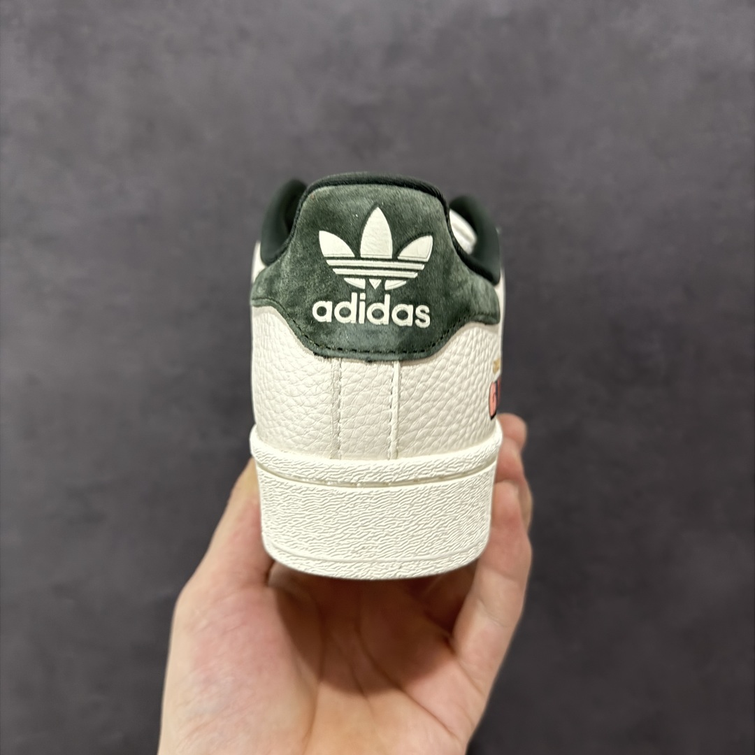  
【定制版】AD Originals Superstar x GUCCI 白绿
采用全新头层拼接皮革材