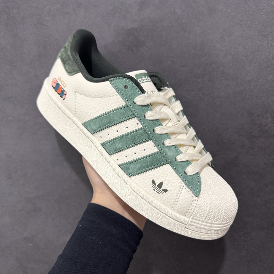  
【定制版】AD Originals Superstar x GUCCI 白绿
采用全新头层拼接皮革材