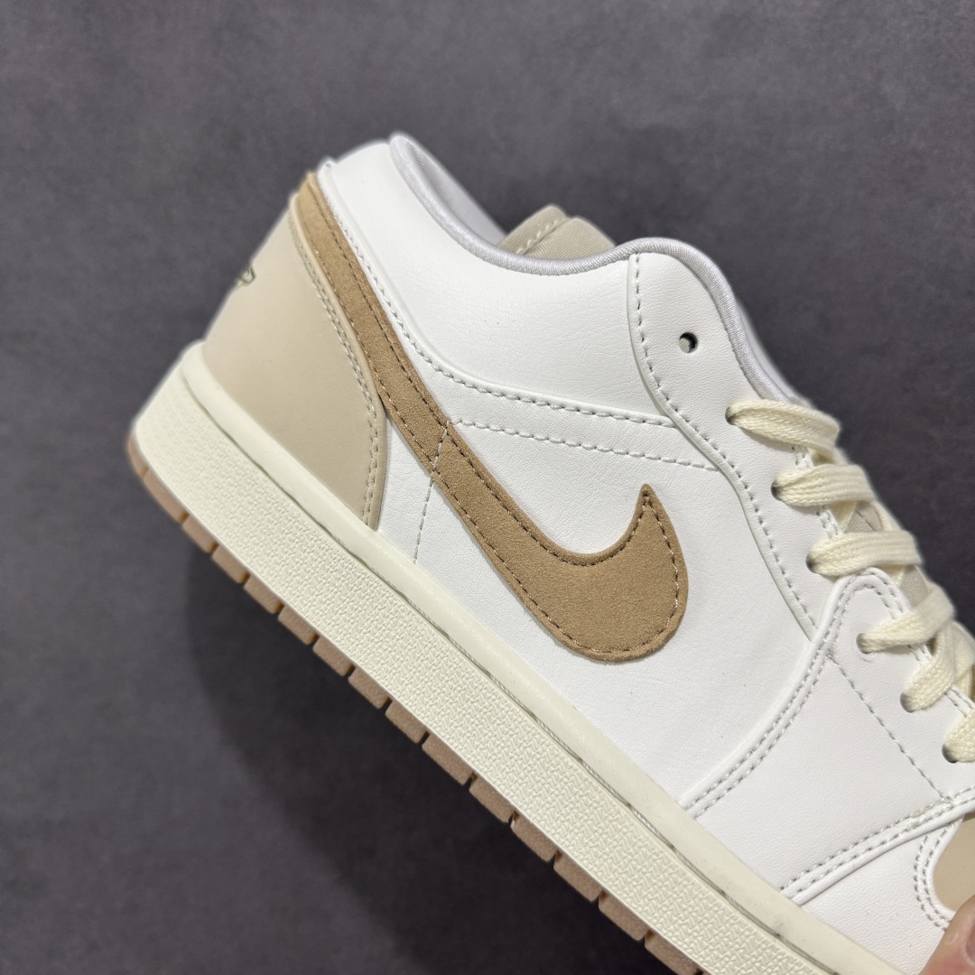 图片[6]-【K版】Air Jordan AJ1 Low 低帮米黄 IB8855-121 全新流水线出品 DT版本唯一平替选择 市场第二梯队最强版 全部原鞋开发 原楦原纸板开发 全鞋电脑针车 原厂内置全掌气垫 原盒内在原标 唯一Zp原版鞋带绑法 免检产品 全新2022版型 全头层皮料 完美零毛边处理 原厂配置全掌气垫 价格定位良心 几十个配色陆续出货 尺码：36 36.5 37.5 38 38.5 39 40 40.5 41 42 42.5 43 44 44.5 45 46-选品中心
