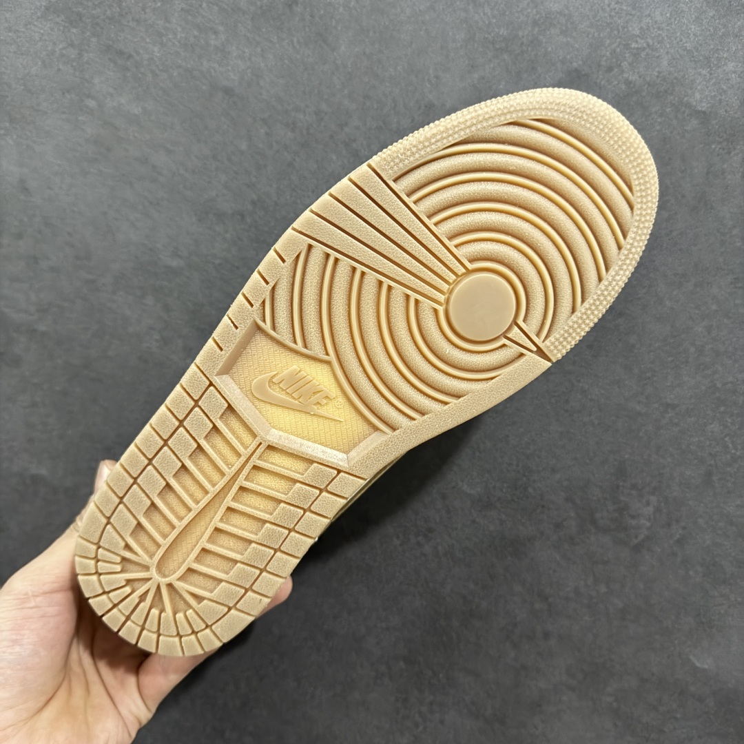 图片[9]-【K版】Air Jordan AJ1 Low 低帮米黄 IB8855-121 全新流水线出品 DT版本唯一平替选择 市场第二梯队最强版 全部原鞋开发 原楦原纸板开发 全鞋电脑针车 原厂内置全掌气垫 原盒内在原标 唯一Zp原版鞋带绑法 免检产品 全新2022版型 全头层皮料 完美零毛边处理 原厂配置全掌气垫 价格定位良心 几十个配色陆续出货 尺码：36 36.5 37.5 38 38.5 39 40 40.5 41 42 42.5 43 44 44.5 45 46-选品中心