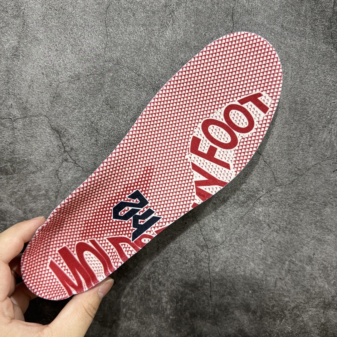NK Zoom Kobe 6 Protro 科比六代 PE2025-102
圈内顶级批次 完美复刻公