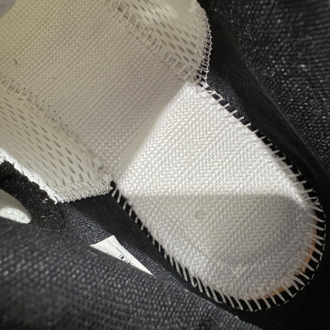 NK Zoom Kobe 6 Protro 科比六代 PE2025-102
圈内顶级批次 完美复刻公