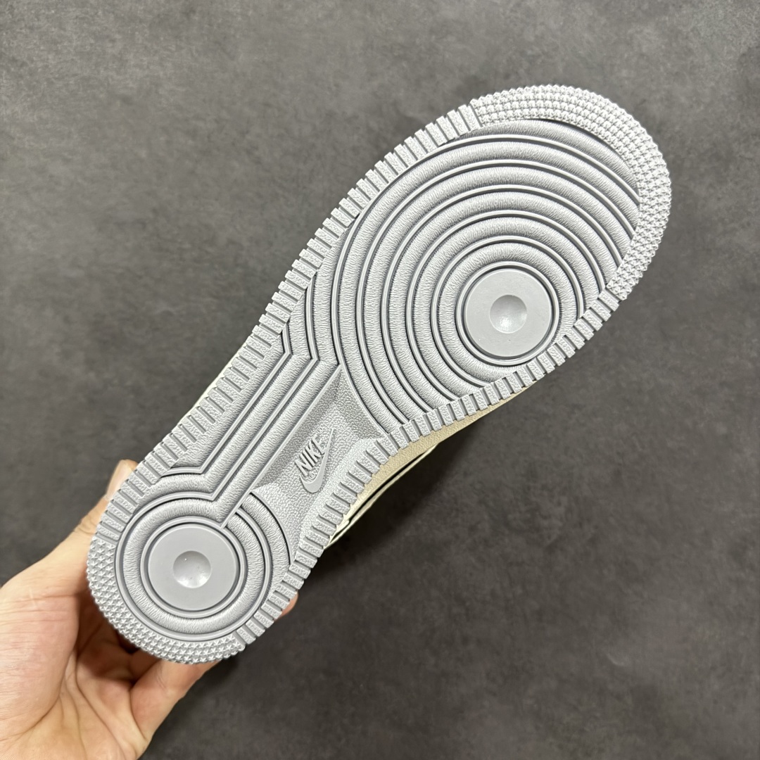 定制版海外限量发售！NIke Air Force 1 '07 Low “Bape联名——米灰满天星”空军一号 低帮 HH7518-065