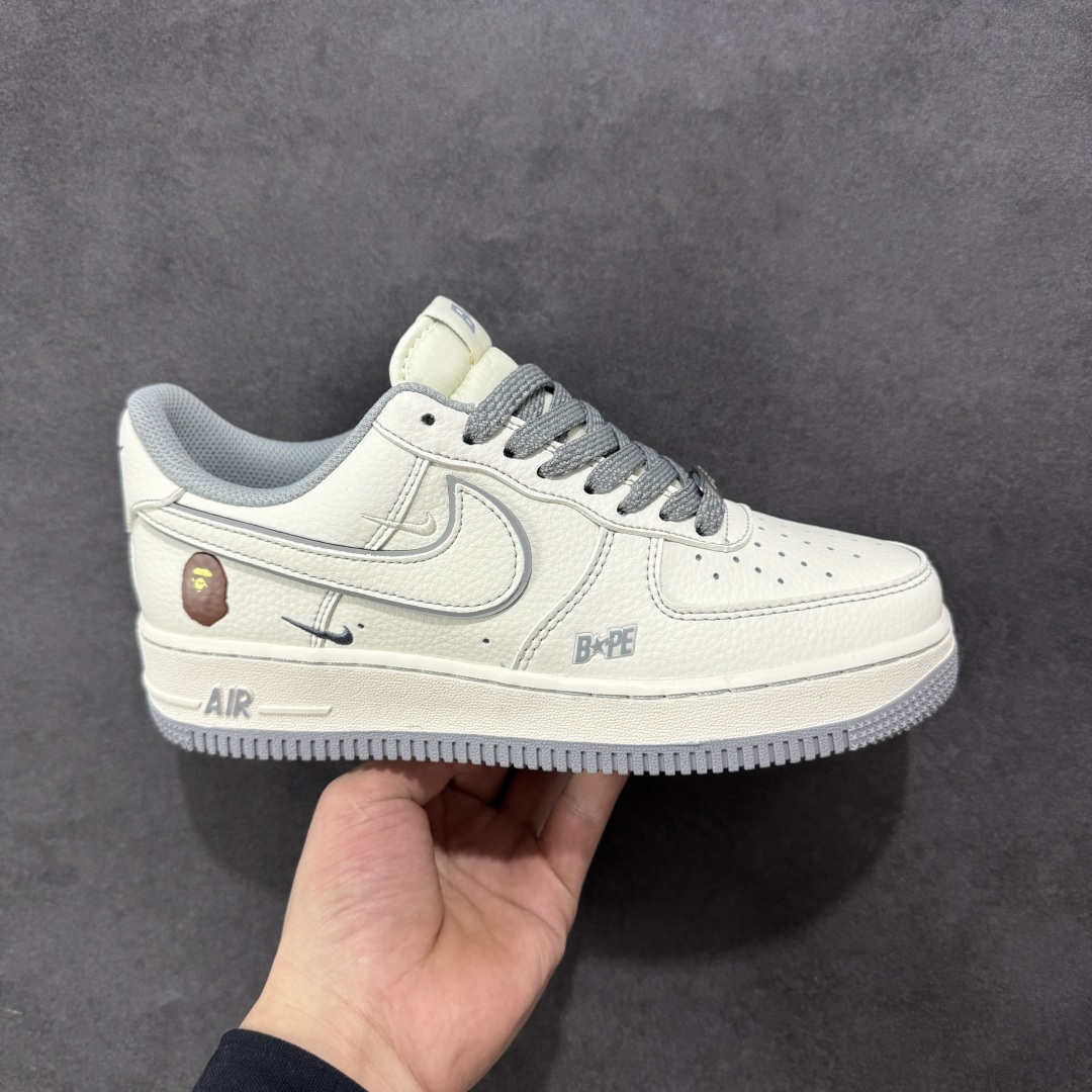 定制版海外限量发售！NIke Air Force 1 ’07 Low “Bape联名——米灰满天星”空军一号 低帮 HH7518-065