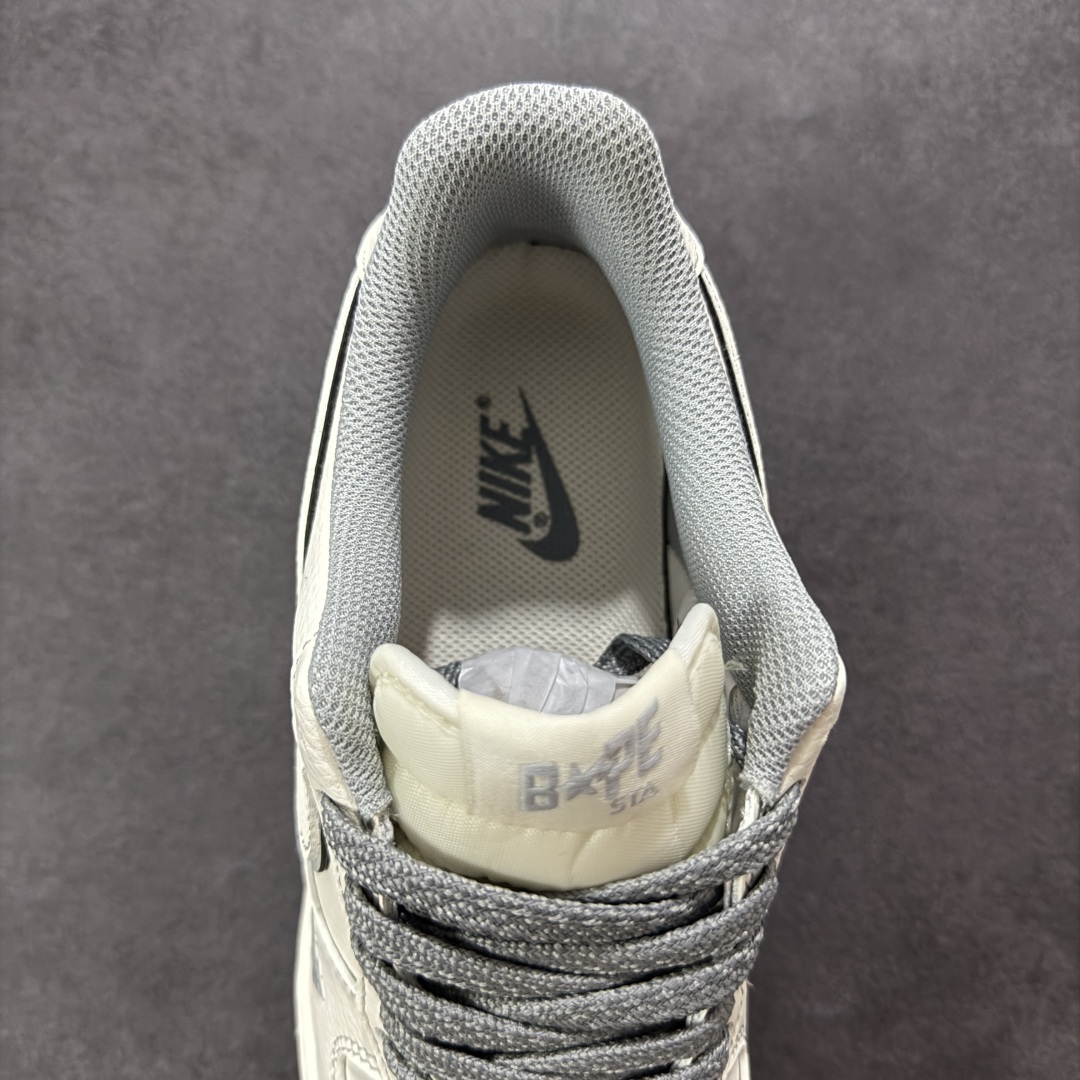 定制版海外限量发售！NIke Air Force 1 '07 Low “Bape联名——米灰满天星”空军一号 低帮 HH7518-065