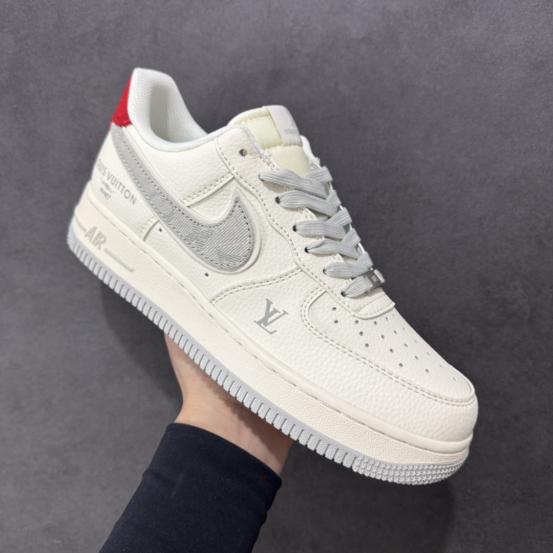  
【定制版】海外限量发售NIke Air Force 1 '07 Low “LV联名——灰牛仔勾”空军