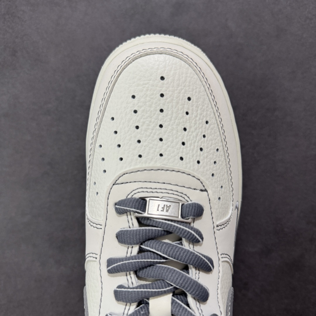  
【定制版】Nike Air Force 1 Low 07 白灰小钩
原楦头原纸板 打造纯正低帮空军版