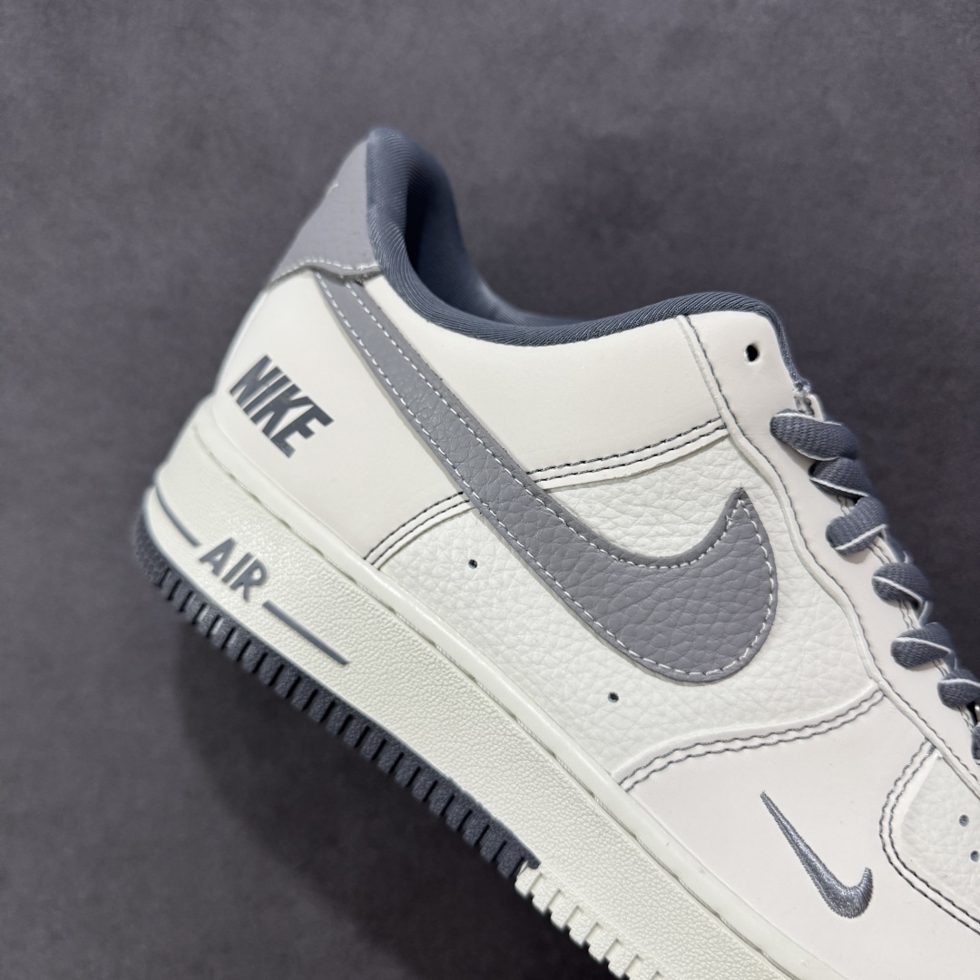  
【定制版】Nike Air Force 1 Low 07 白灰小钩
原楦头原纸板 打造纯正低帮空军版