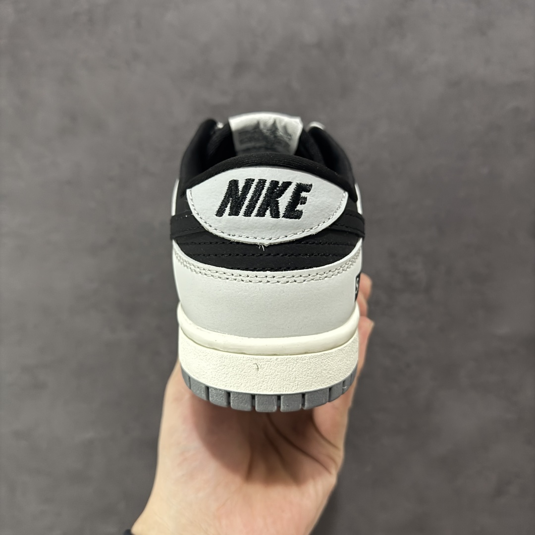  
【定制版】Nike SB Dunk Low Supreme联名--- 烟灰黑勾 高端定制 低帮休闲板
