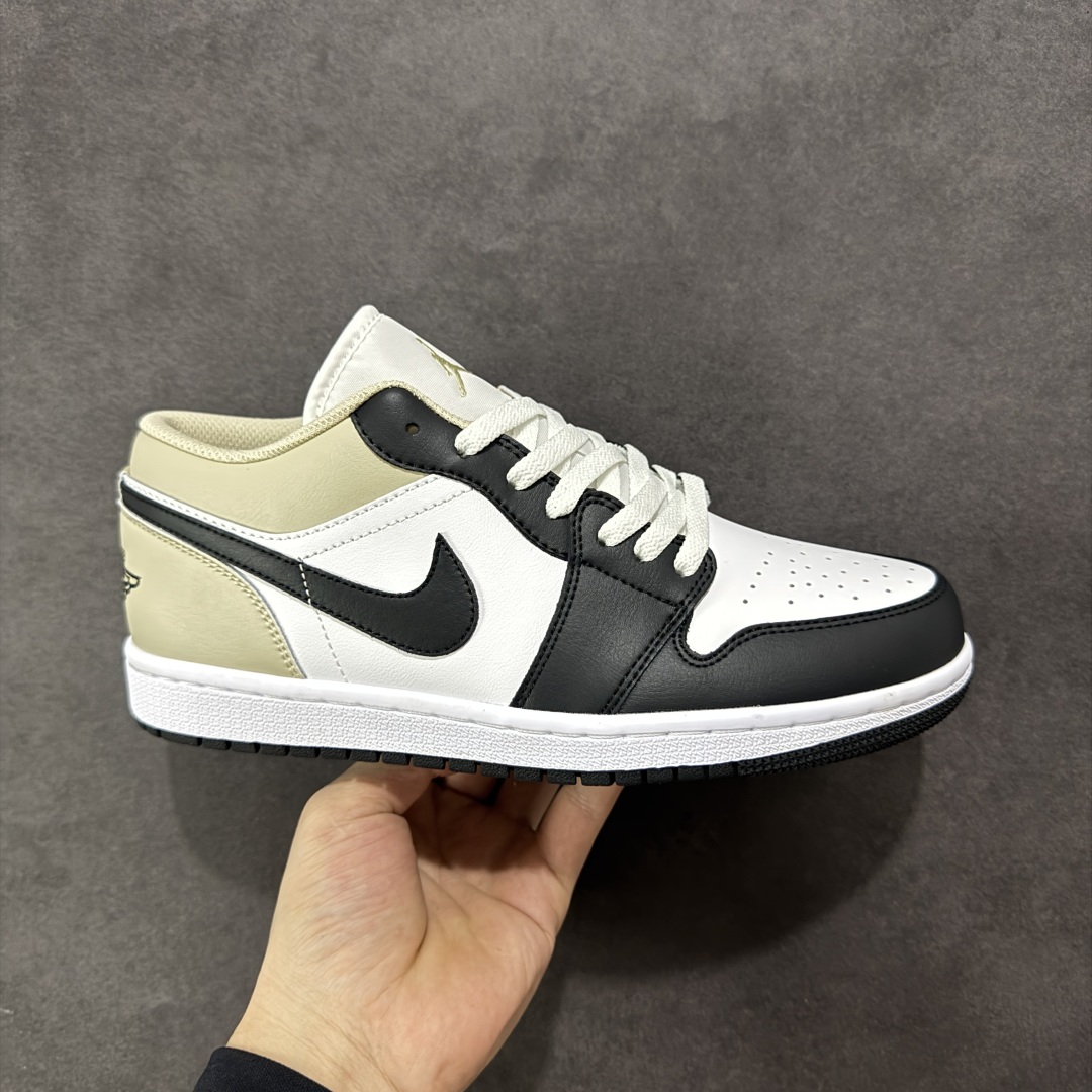【定制版】Air Jordan AJ1 Low 低帮 黑白米黄 553558-153 全新流水线出品 市场第二梯队最强版 全部原鞋开发 原楦原纸板开发 全鞋电脑针车 原厂内置全掌气垫 原盒内在原标 唯一Zp原版鞋带绑法 免检产品 全新2022版型 全头层皮料 完美零毛边处理 原厂配置全掌气垫 价格定位良心 新配色陆续出货 尺码：36 36.5 37.5 38 38.5 39 40 40.5 41 42 42.5 43 44 44.5 45-选品中心