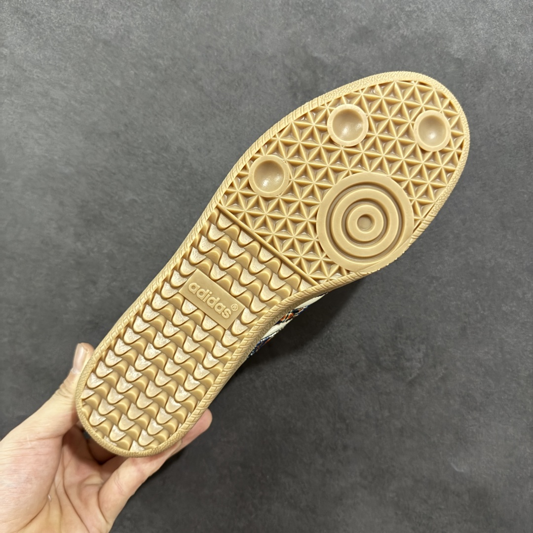  
【正确版】adidas originals Samba OG 
此款以简约大方的造型设计，给人以随性