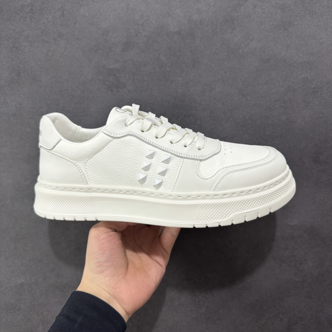 【广东纯原版本】Valentino 华伦天奴 Rockstud untitled 厚底休闲铆钉小白鞋