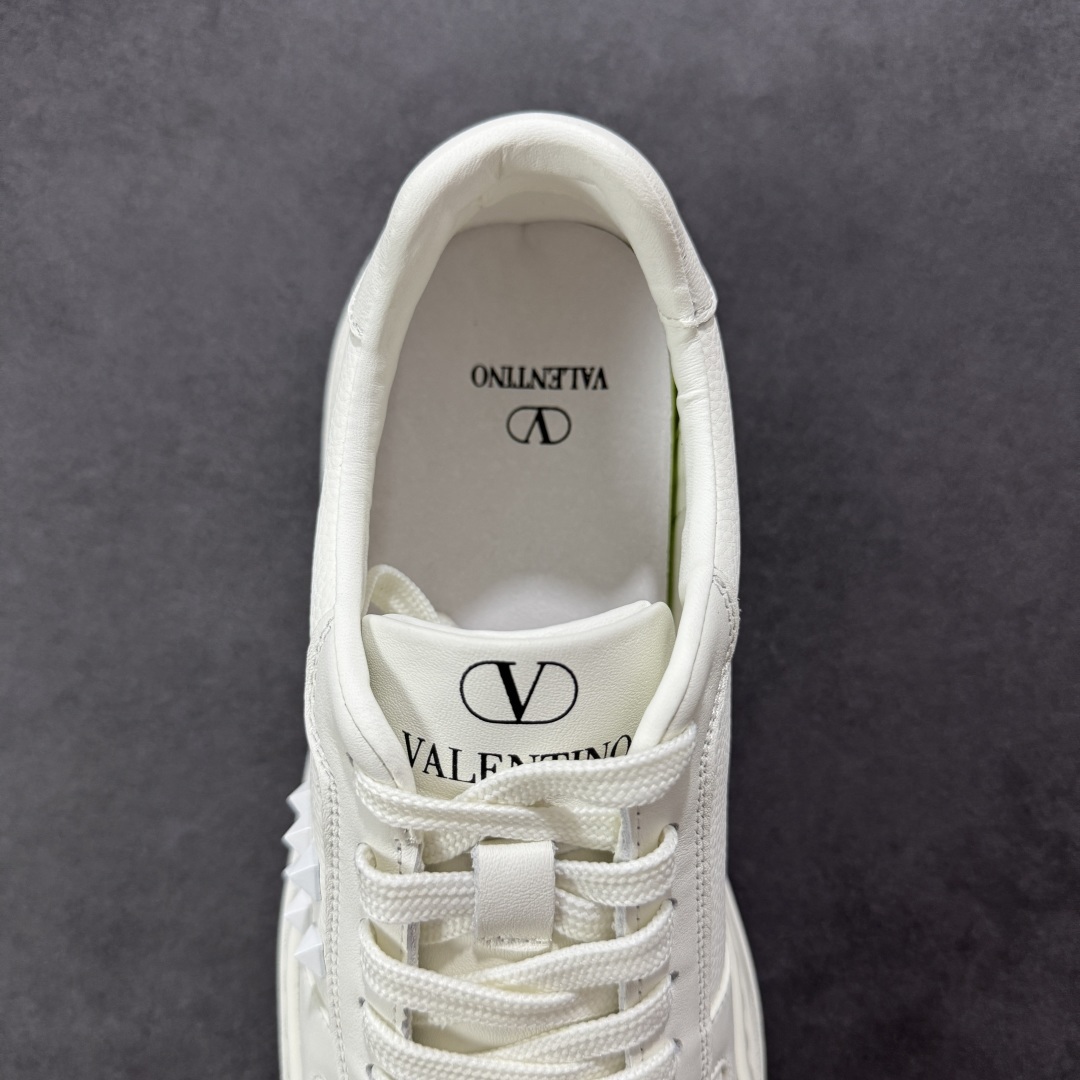 【广东纯原版本】Valentino 华伦天奴 Rockstud untitled 厚底休闲铆钉小白鞋