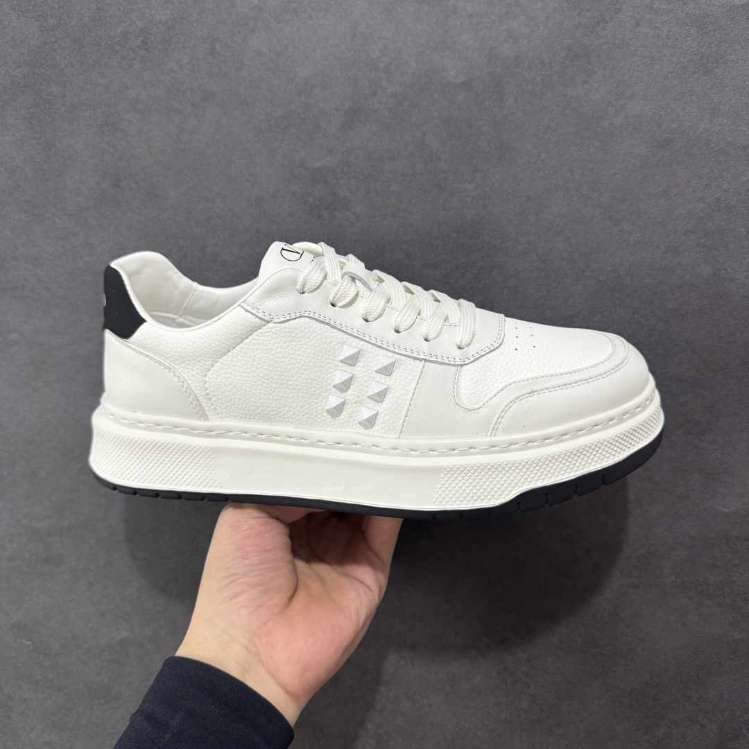 【广东纯原版本】Valentino 华伦天奴 Rockstud untitled 厚底休闲铆钉小白鞋