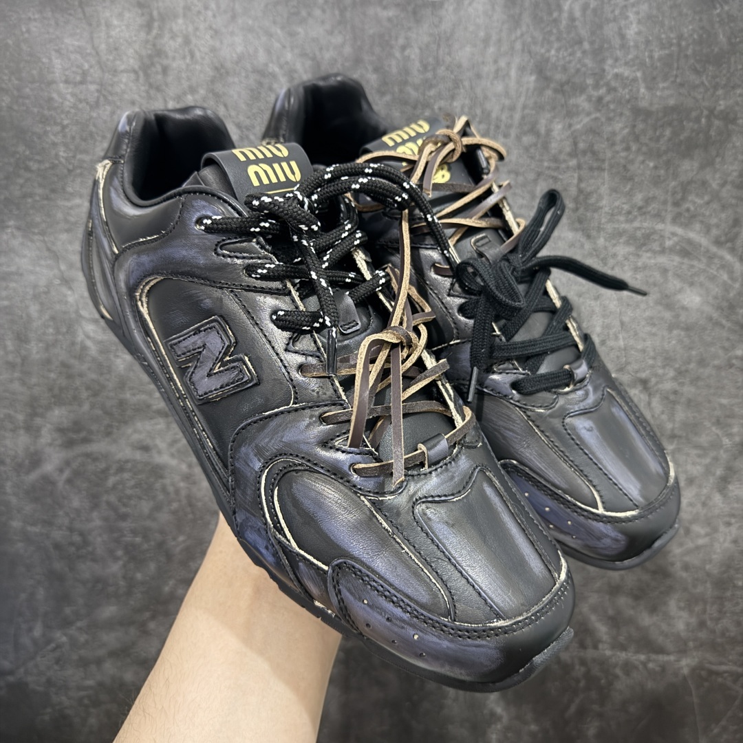 【莞产礼盒版】Miumiu x New Balance NB530 新百伦缪缪联名款复古运动鞋 黑色