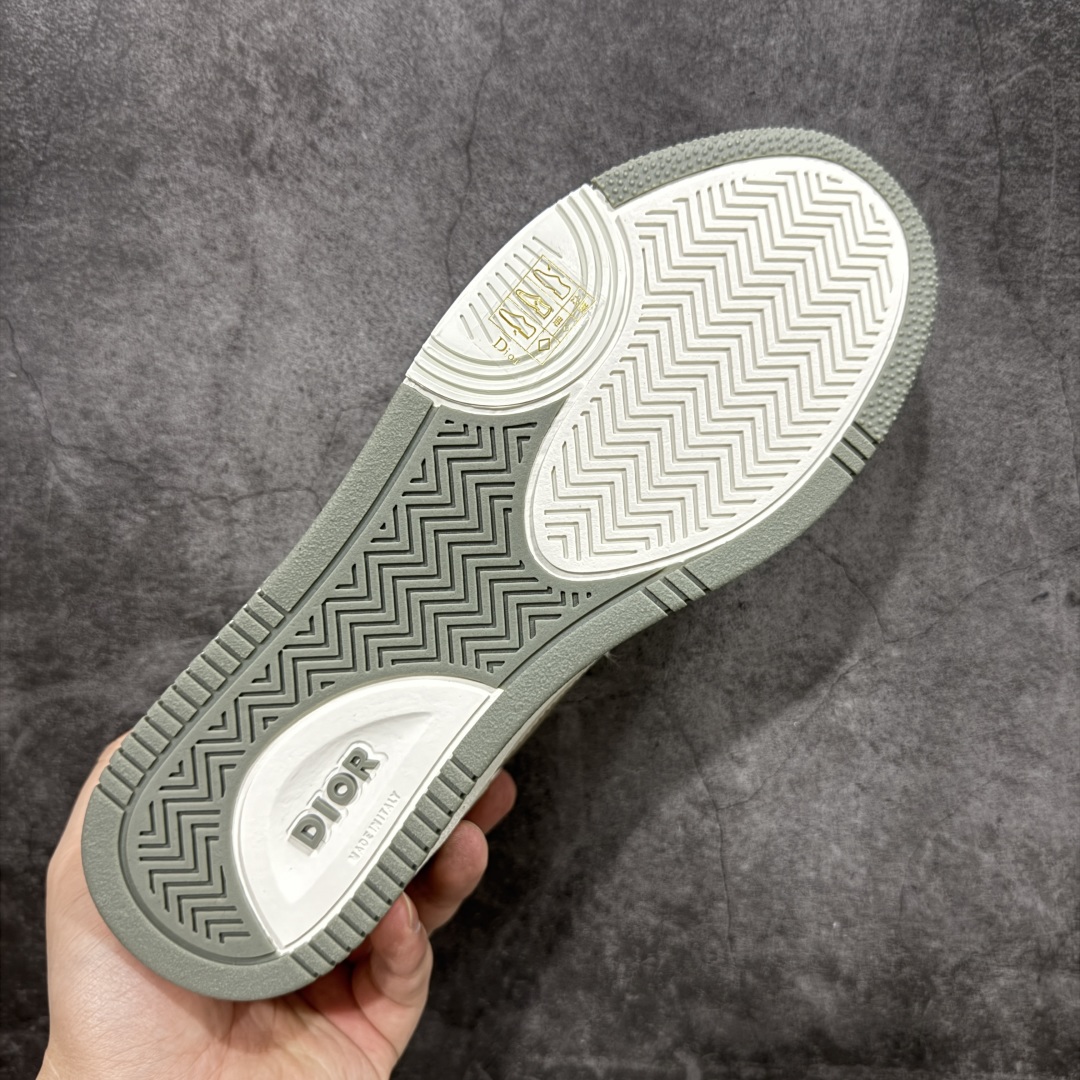 图片[9]-【顶级代购版本】Dior迪奥 B27系列 东莞高端代购版本 原版爆拆一比一完美复刻 做工细节到位 原版全真皮定制材料 超赞 最新元素组合 时尚休闲个性 百搭 ✅面料：原版定制小牛皮+ Oblique老花布 ✅内里：定制透气内里 ✅大底：原版开模TPU组合大底 ✅底厚：3CM ✅包装：全套原版礼盒包装 ✅尺码：35-46-选品中心