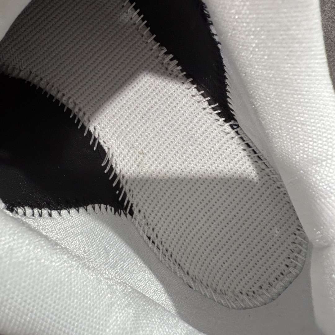 图片[9]-【MX纯原】Nike Kobe 11 Elite Low XDR Team Bank Black 科比 实战舒适 防滑轻便 低帮 篮球鞋 黑白 专业篮球鞋纯原大厂出品 真实战篮球鞋 1：1原鞋配置 标准气垫厚度 加强耐磨大底 鞋垫前后置zoom气垫 完美鞋型 更好保护您的双足 货号：856485-001 尺码：39-48.5-选品中心