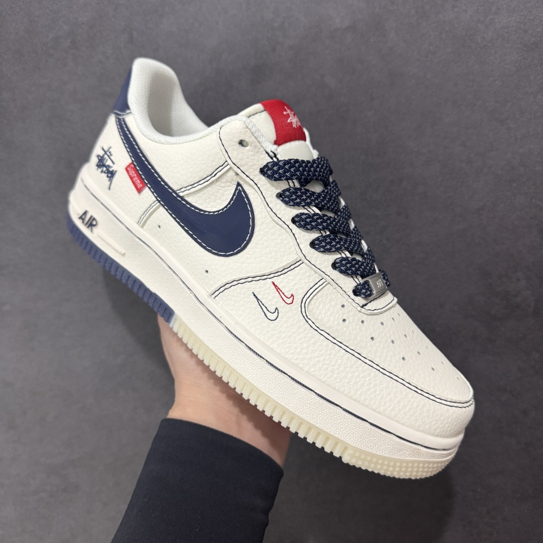  
【定制版】海外限量发售！公司级NIke Air Force 1 '07 Low “斯图西联名——双拼