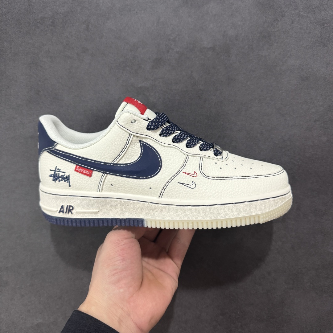  
【定制版】海外限量发售！公司级NIke Air Force 1 '07 Low “斯图西联名——双拼