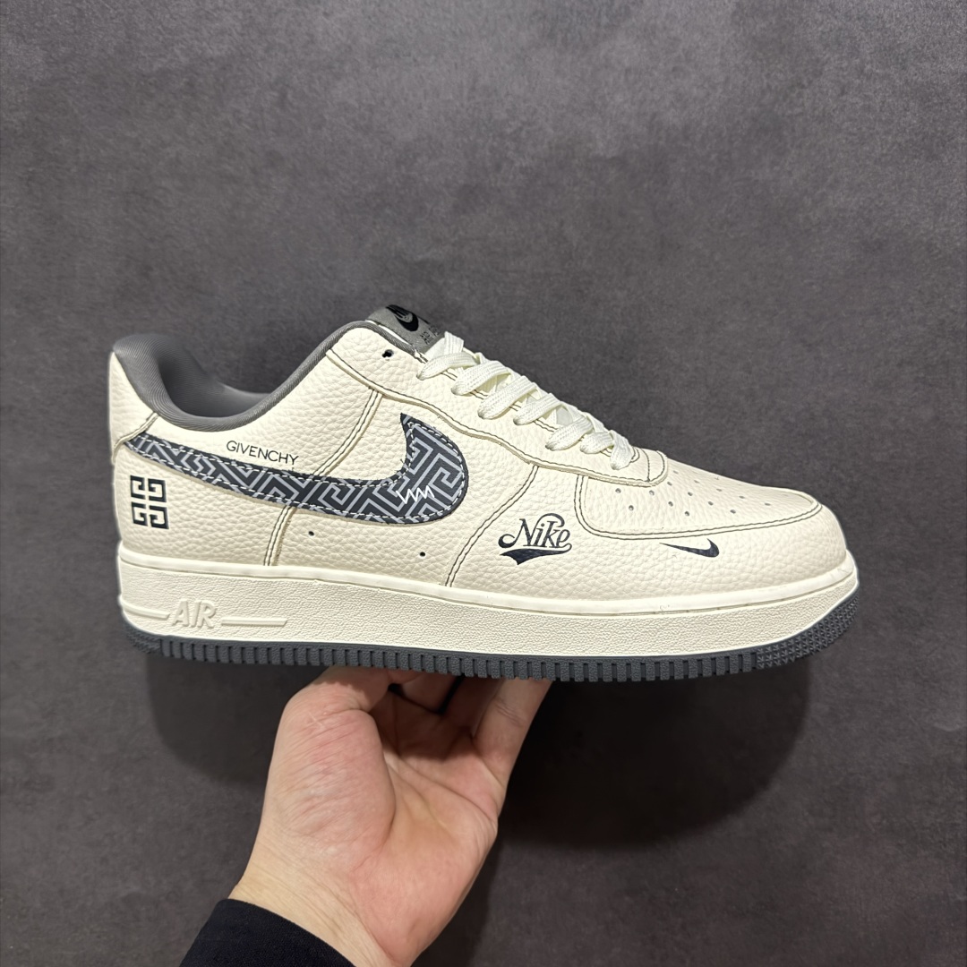  
【定制版】海外限量发售！公司级NIke Air Force 1 '07 Low “纪梵希联名——花纹