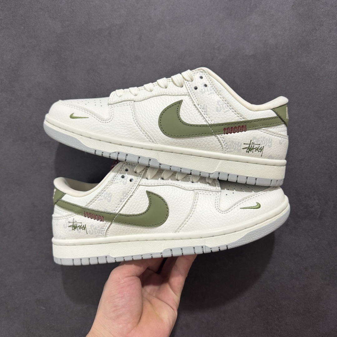  
【定制版】Nike SB Dunk Low x Stussy 白绿小钩
纯原大厂出品 极力推荐
原装