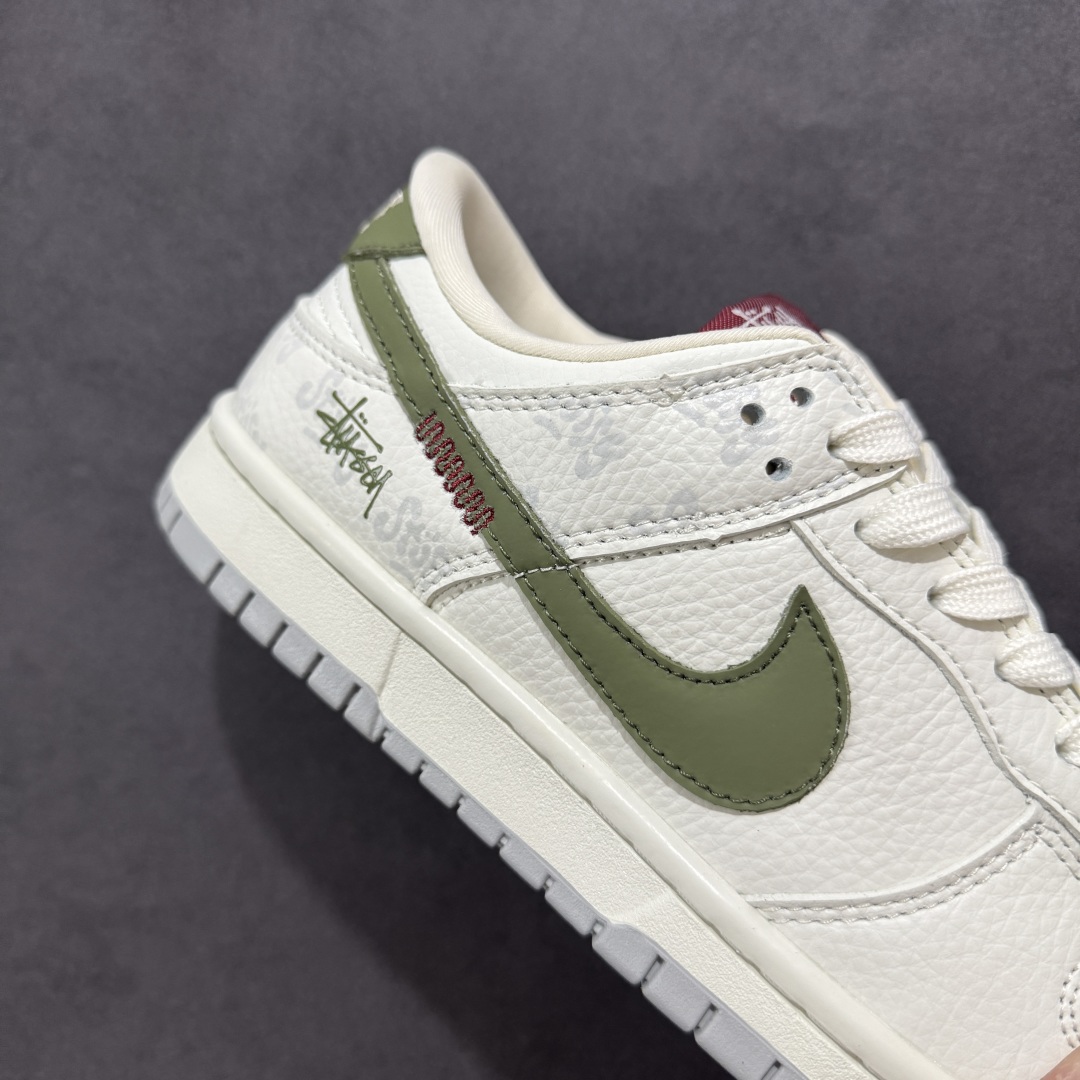  
【定制版】Nike SB Dunk Low x Stussy 白绿小钩
纯原大厂出品 极力推荐
原装