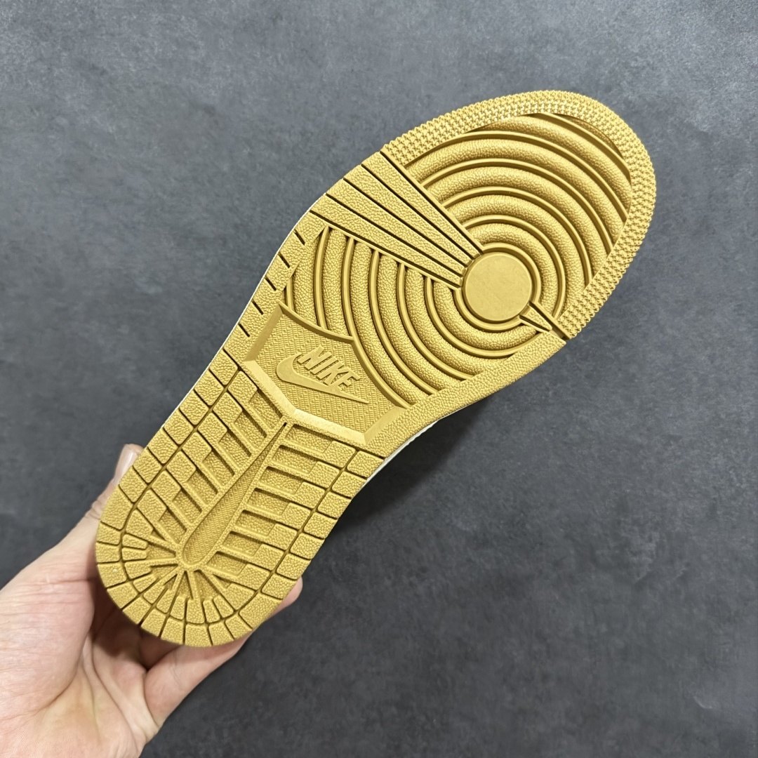 【定制版】Travis Scott x Nike Air Jordan 1 Low x Burbrr