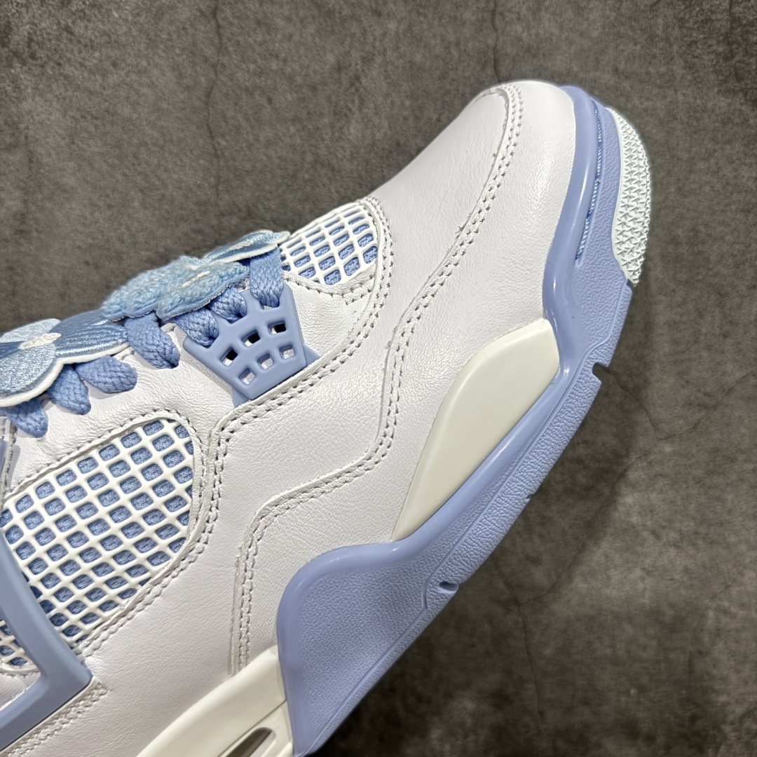 【外贸版】 Air Jordan AJ4 母亲节 白冰蓝 HV0823-100
全套原纸板楦头开发