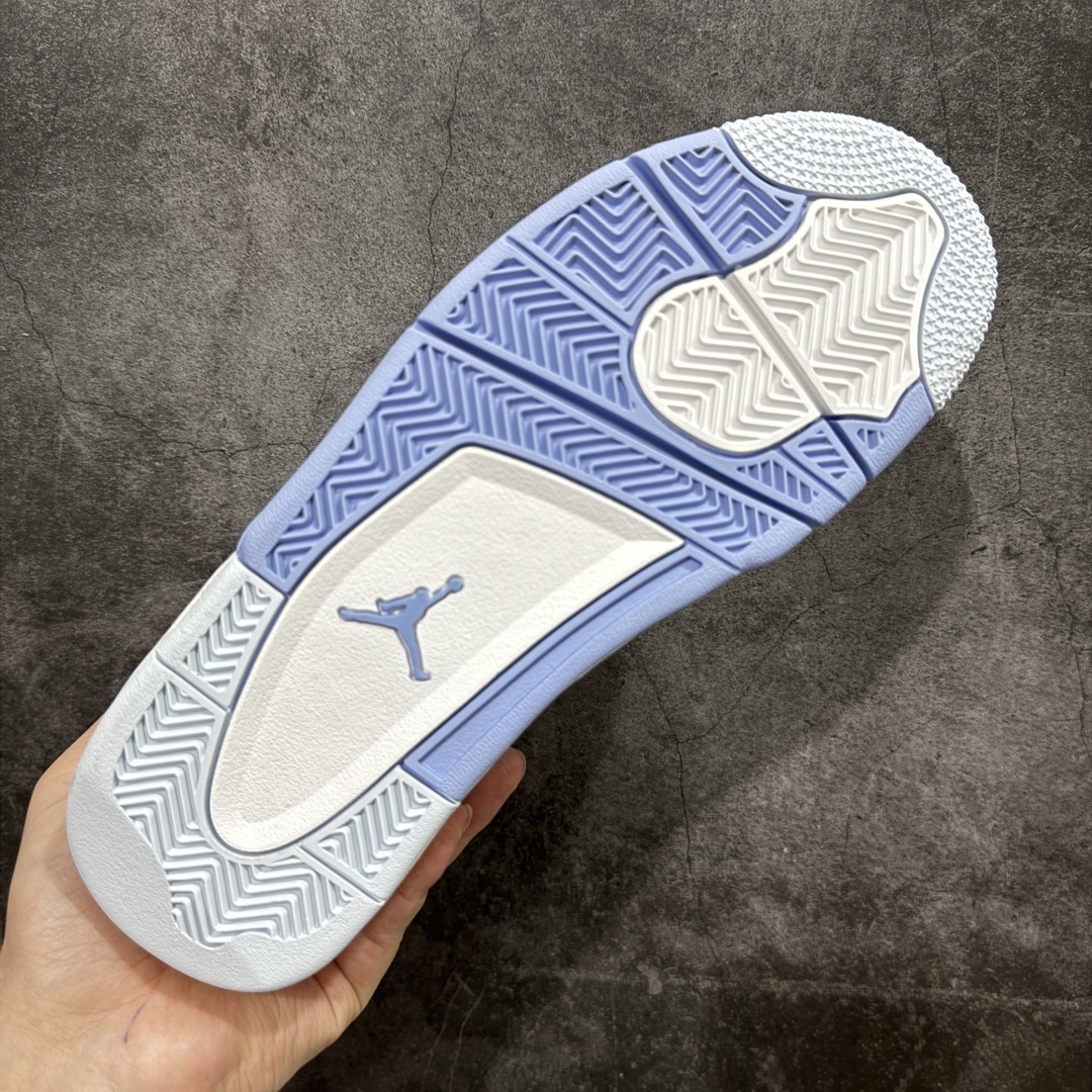 【外贸版】 Air Jordan AJ4 母亲节 白冰蓝 HV0823-100
全套原纸板楦头开发