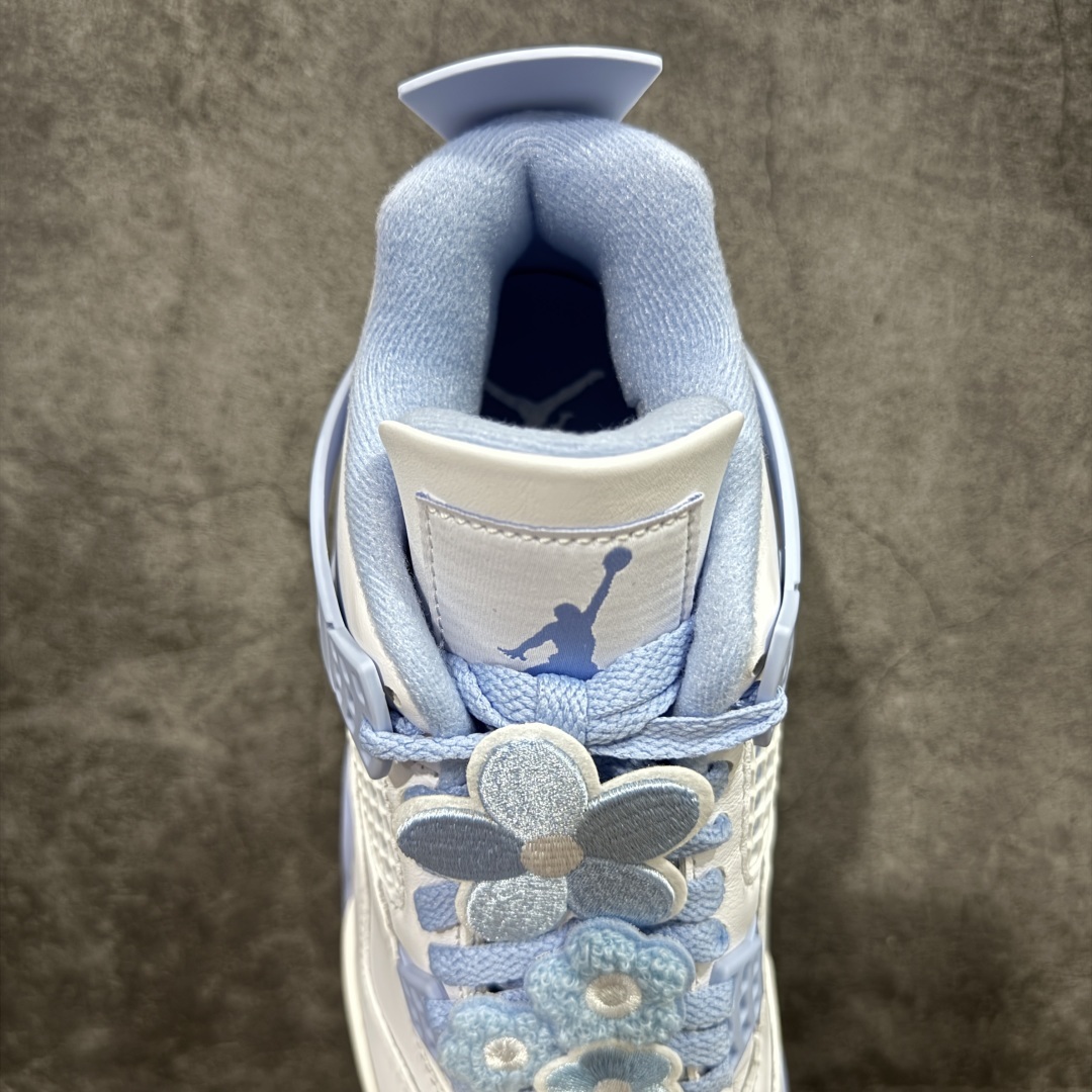 【外贸版】 Air Jordan AJ4 母亲节 白冰蓝 HV0823-100
全套原纸板楦头开发