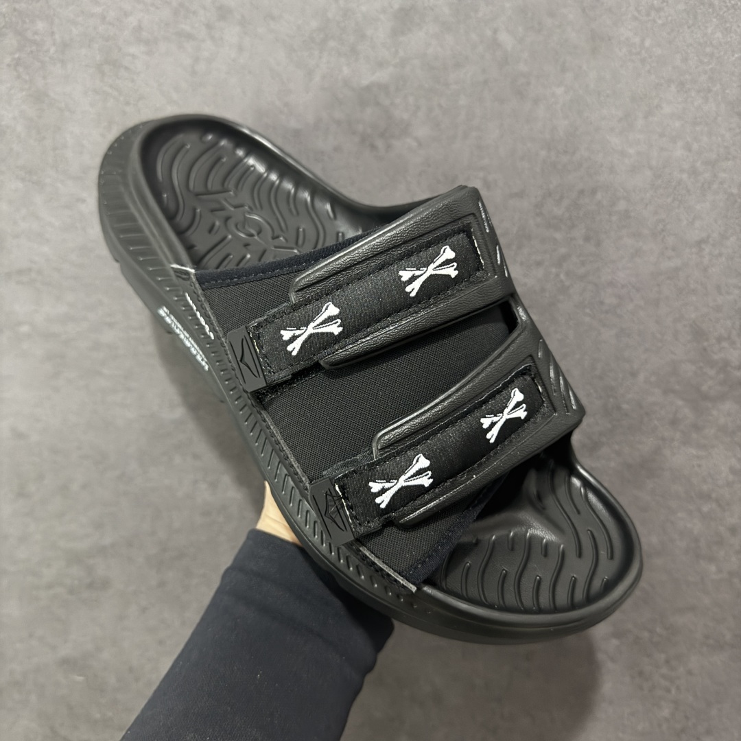 140 HOKA ONE ONE ORA Luxe 减震轻便舒缓运动 EVA 防滑一字拖鞋