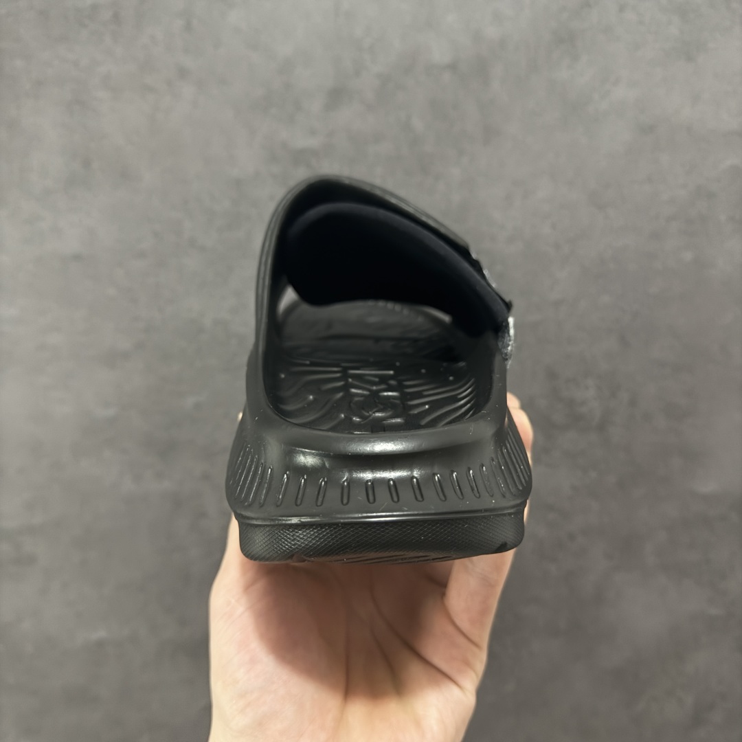 140 HOKA ONE ONE ORA Luxe 减震轻便舒缓运动 EVA 防滑一字拖鞋