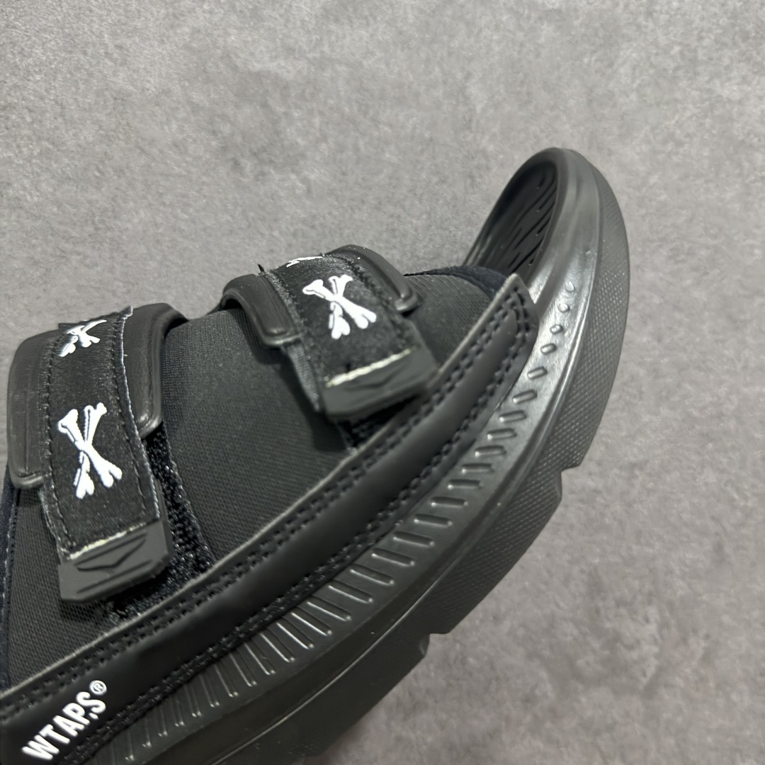 140 HOKA ONE ONE ORA Luxe 减震轻便舒缓运动 EVA 防滑一字拖鞋