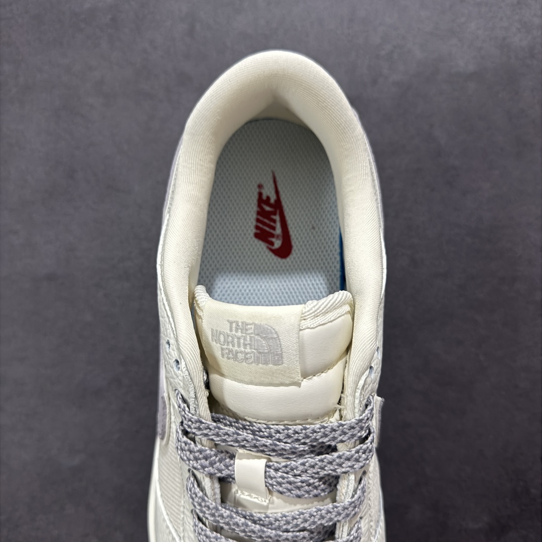  
【定制版】Nike SB Dunk Low 北面联名 织布 周年高端定制 低帮休闲板鞋
#定制鞋盒 