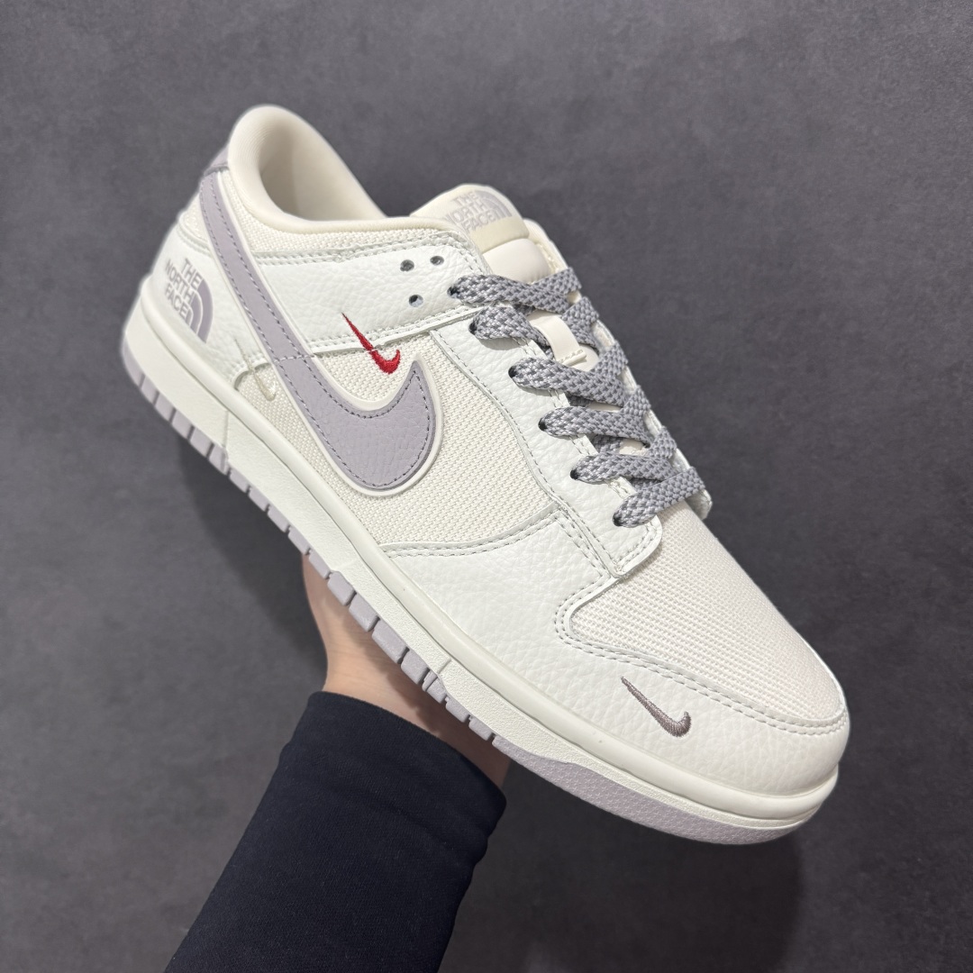  
【定制版】Nike SB Dunk Low 北面联名 织布 周年高端定制 低帮休闲板鞋
#定制鞋盒 