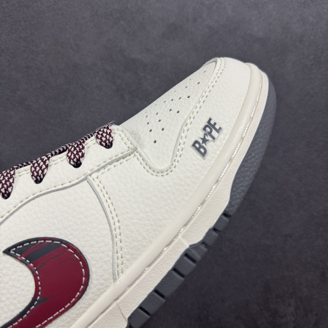  
【定制版】Nike SB Dunk Low Bape联名 涂鸦红勾 周年高端定制 低帮休闲板鞋 JJ