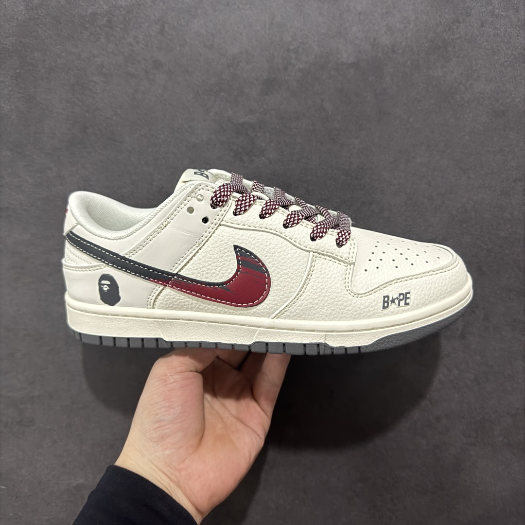 
【定制版】Nike SB Dunk Low Bape联名 涂鸦红勾 周年高端定制 低帮休闲板鞋 JJ