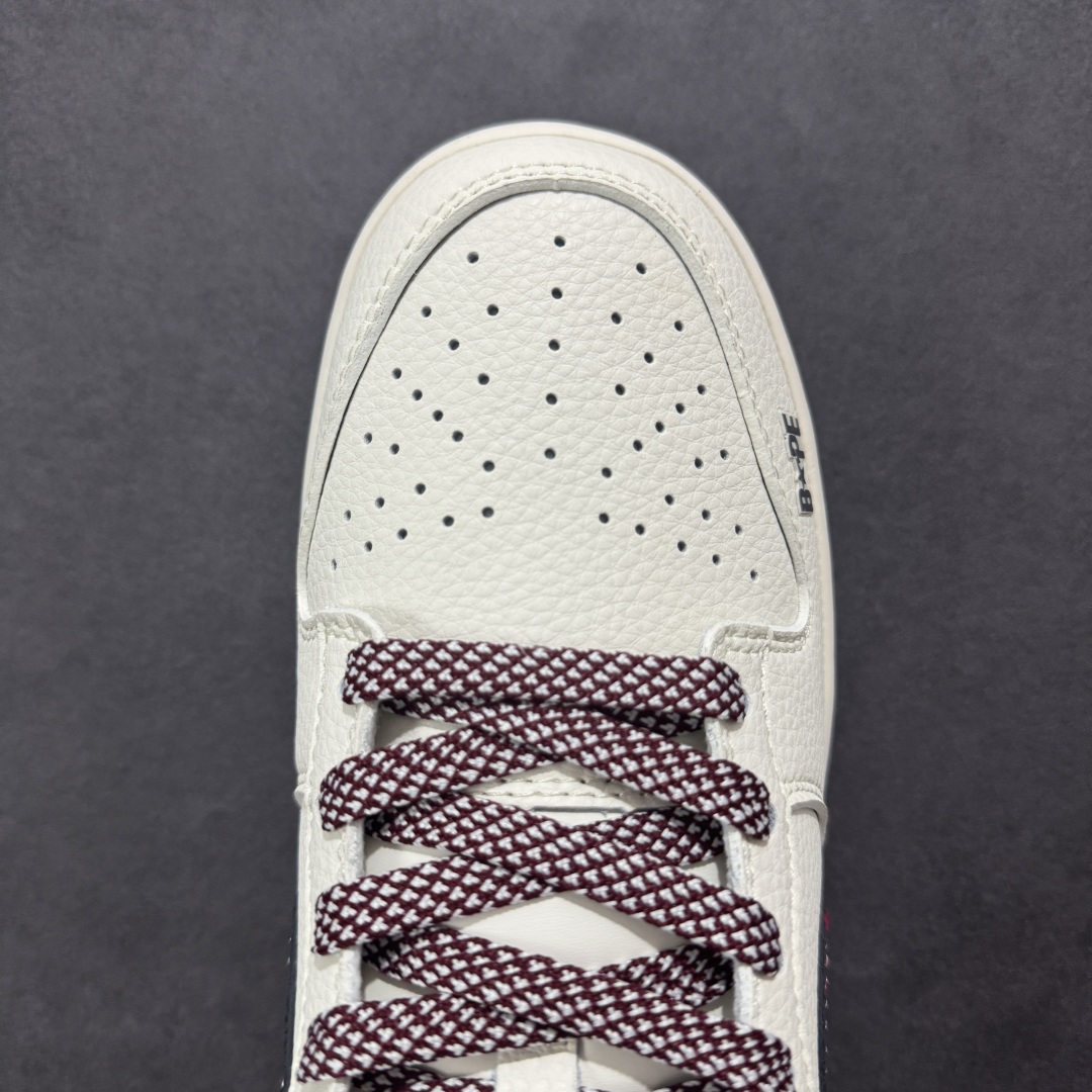  
【定制版】Nike SB Dunk Low Bape联名 涂鸦红勾 周年高端定制 低帮休闲板鞋 JJ