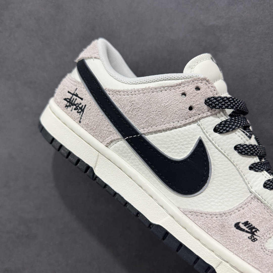  
【定制版】Nike SB Dunk Low x Stussy 白黑小钩
纯原大厂出品 极力推荐
原装