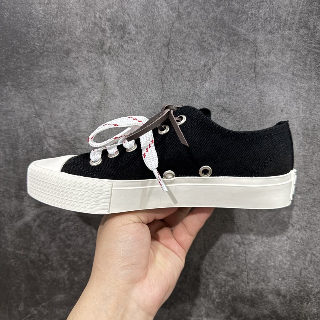 图片[2]-【广东纯原版本】MiuMiu 缪缪 最新款 水洗 丹宁 牛仔布 帆布鞋 厚底 休闲 运动鞋 小红书爆款推荐 原版购入开发 做货 这款运动鞋体现了Miu Miu的探索精神。水洗丹宁牛仔的独特质感与皮革和棉质鞋带细节设计相得益彰，搭配坚韧耐穿的鞋底，尽显休闲气息 配送专柜精美包装🛍📦 ▪️面料： 原版定制进口高密度帆布 ▪️内里：原版定制高密度帆布 ▪️鞋底：原版开模防滑橡胶材质 ▪️底厚：3CM ▪️尺码：35 36 37 38 39 40-选品中心