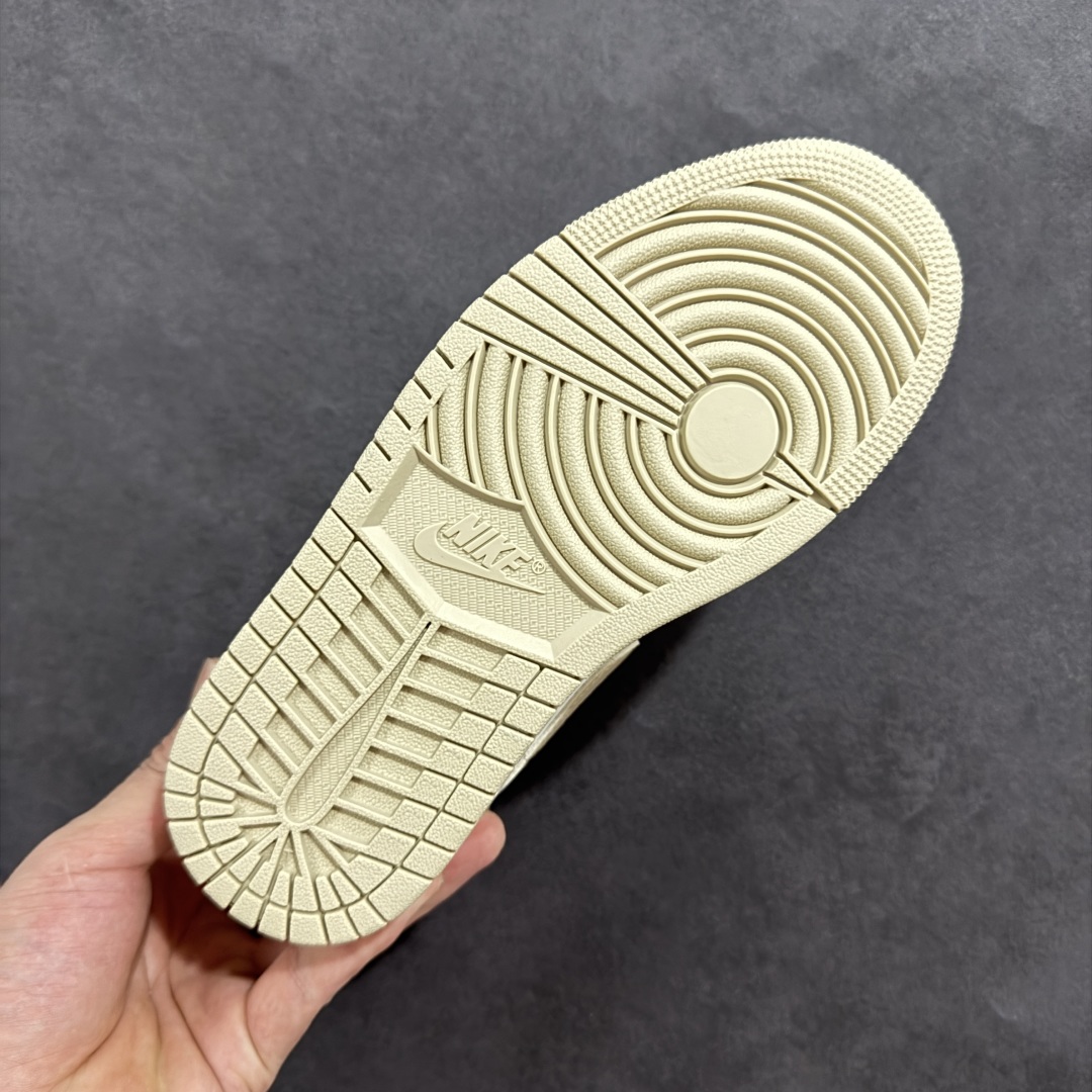 图片[9]-【K版】Air Jordan AJ1 Low 低帮白黄 DC0774-112 全新流水线出品 DT版本唯一平替选择 市场第二梯队最强版 全部原鞋开发 原楦原纸板开发 全鞋电脑针车 原厂内置全掌气垫 原盒内在原标 唯一Zp原版鞋带绑法 免检产品 全新2022版型 全头层皮料 完美零毛边处理 原厂配置全掌气垫 价格定位良心 几十个配色陆续出货 尺码：36 36.5 37.5 38 38.5 39 40 40.5 41 42 42.5 43 44 44.5 45 46 47.5-选品中心