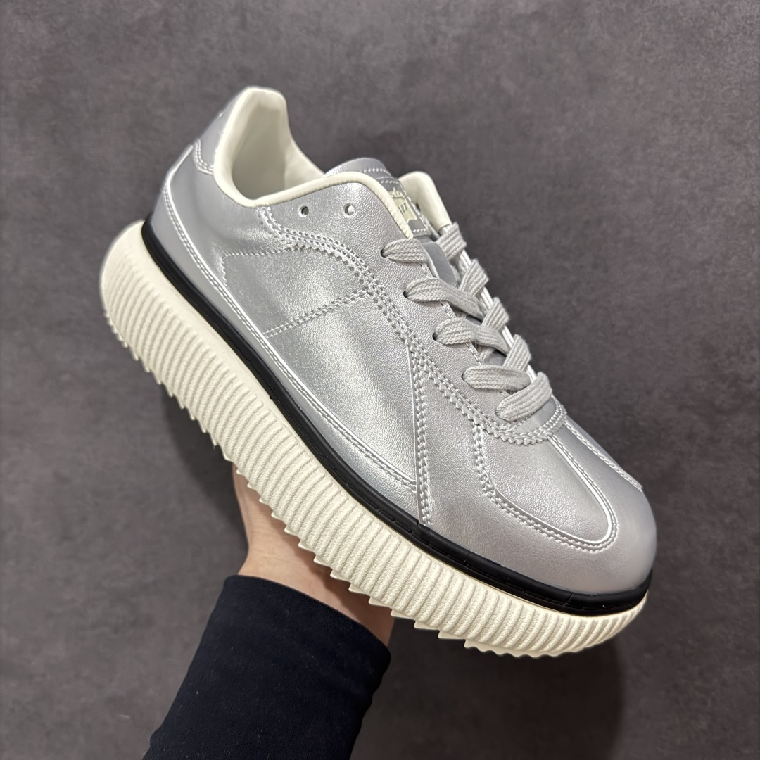 图片[3]-【公司级】ASICS Onitsuka Tiger/鬼塚虎 鬼冢虎 DELECITY 鞋帮高度 低帮 功能 平衡,支撑,增高,耐磨 运动系列 时尚休闲松糕跟 厚底增高小白鞋 Onitsuka Tiger的DELECITY系列是一款男女通用的运动鞋，具有轻量、舒适、缓冲和透气的特点。该系列鞋款通常采用轻质材料，提供良好的支撑和减震效果，适合日常运动和休闲穿着。 尺码： 36-45 编码： FS230250-选品中心