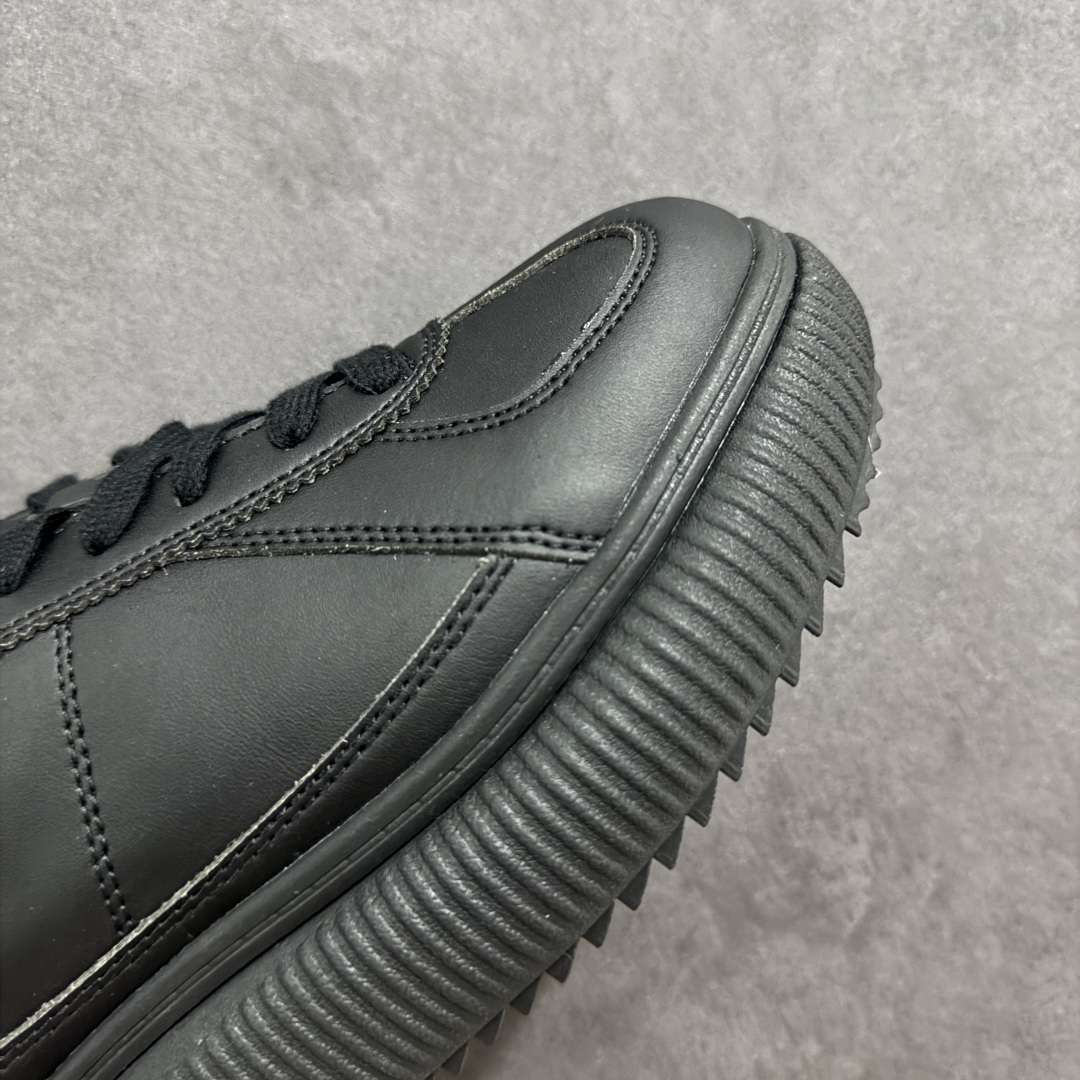 图片[5]-【公司级】ASICS Onitsuka Tiger/鬼塚虎 鬼冢虎 DELECITY 鞋帮高度 低帮 功能 平衡,支撑,增高,耐磨 运动系列 时尚休闲松糕跟 厚底增高小白鞋 Onitsuka Tiger的DELECITY系列是一款男女通用的运动鞋，具有轻量、舒适、缓冲和透气的特点。该系列鞋款通常采用轻质材料，提供良好的支撑和减震效果，适合日常运动和休闲穿着。 尺码： 36-45 编码： FS230250-选品中心