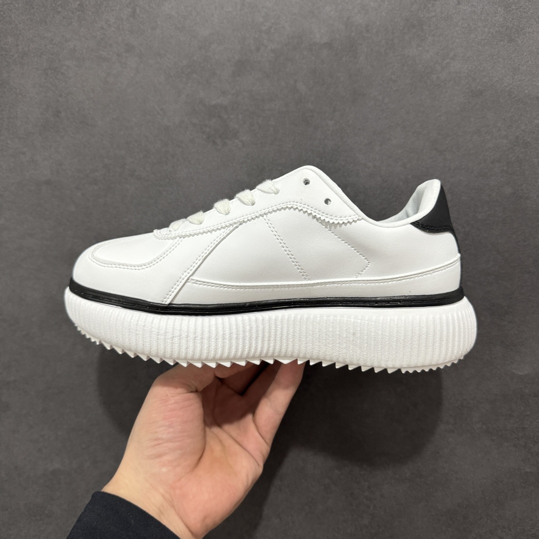 图片[2]-【公司级】ASICS Onitsuka Tiger/鬼塚虎 鬼冢虎 DELECITY 鞋帮高度 低帮 功能 平衡,支撑,增高,耐磨 运动系列 时尚休闲松糕跟 厚底增高小白鞋 Onitsuka Tiger的DELECITY系列是一款男女通用的运动鞋，具有轻量、舒适、缓冲和透气的特点。该系列鞋款通常采用轻质材料，提供良好的支撑和减震效果，适合日常运动和休闲穿着。 尺码： 36-45 编码： FS230250-选品中心