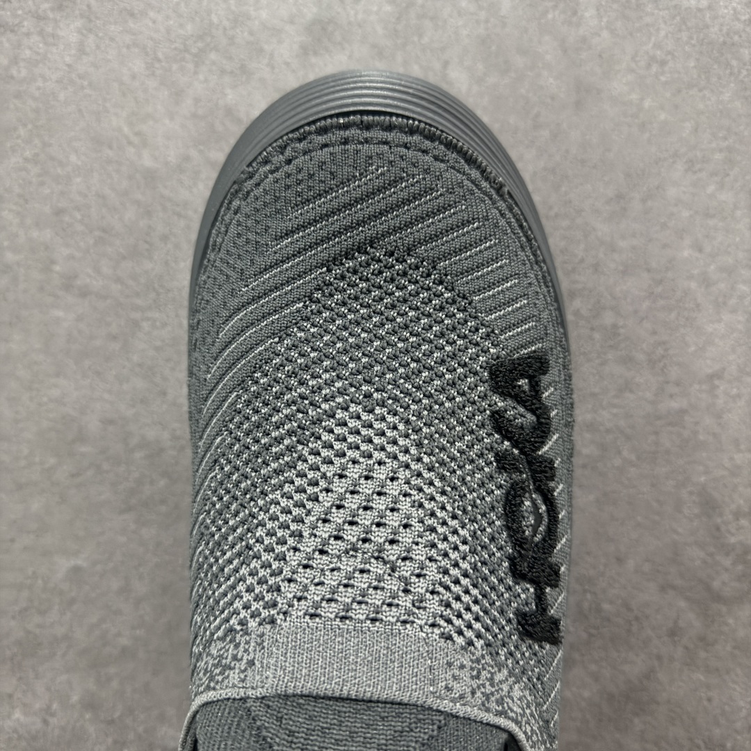 图片[8]-【GX越南版】HOKA ONE ONE Restore TC 一脚蹬徒步舒适缓震运动鞋 继承了 HOKA ONE ONE®标志性的缓冲中底，兼具轻盈脚感和出众缓震。NEWOK本期为大家准备了两款各具特色HOKA ONE ONE Restore TC 鞋款，希望能为你的夏日穿搭提供更多灵感。鞋款鞋面采用弹性布料，鞋面透气舒适，日常穿搭舒适不磨脚。鞋款以弹性松紧织带取代传统鞋带设计，省事又省心，“一脚蹬”简直是最具懒人属性的球鞋，低调朴素又不失质感。重量不到百克，依旧是外形“笨拙”实则是轻巧、舒适与安全兼备的品牌固有打法。搭配上，无论是夏日短裤造型，还是搭配你的长袜，Restore TC 能够满足你的多种穿搭。舒适程度堪比众多大牌“老头乐”，鞋底的厚厚的泡沫鞋垫让你深陷其中！ 尺码：36 36.5 37.5 38 38.5 39 40 40.5 41 42 42.5 43 44 44.5 45-选品中心