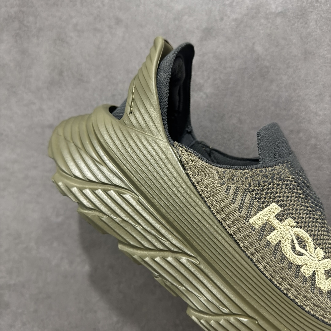 【GX越南版】HOKA ONE ONE Restore TC 一脚蹬徒步舒适缓震运动鞋
继承了