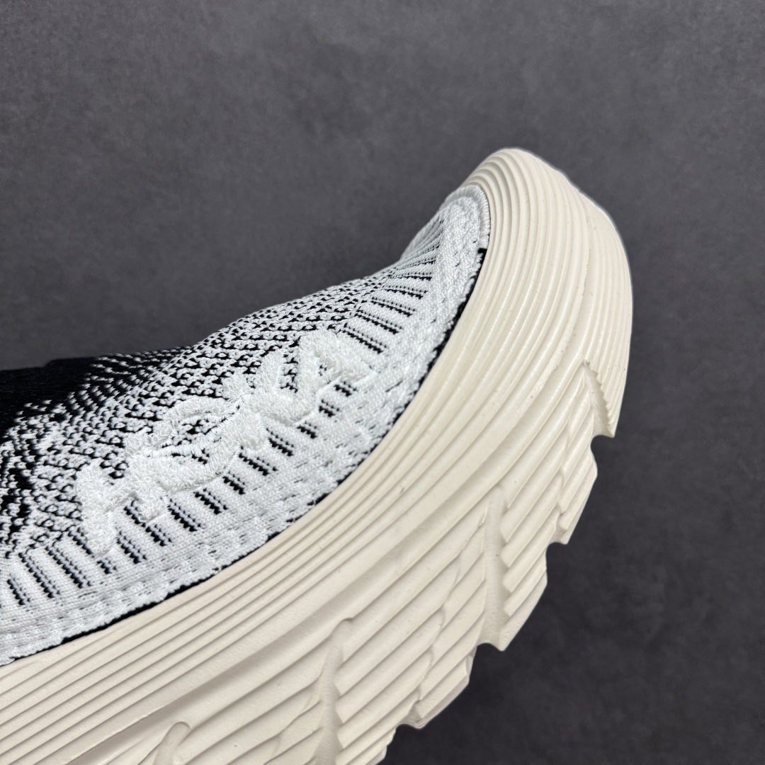 【GX越南版】HOKA ONE ONE Restore TC 一脚蹬徒步舒适缓震运动鞋
继承了