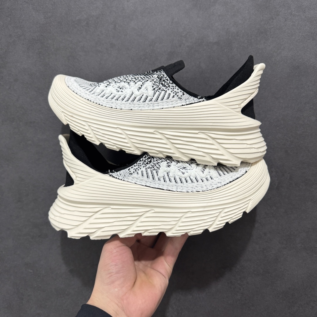 【GX越南版】HOKA ONE ONE Restore TC 一脚蹬徒步舒适缓震运动鞋
继承了