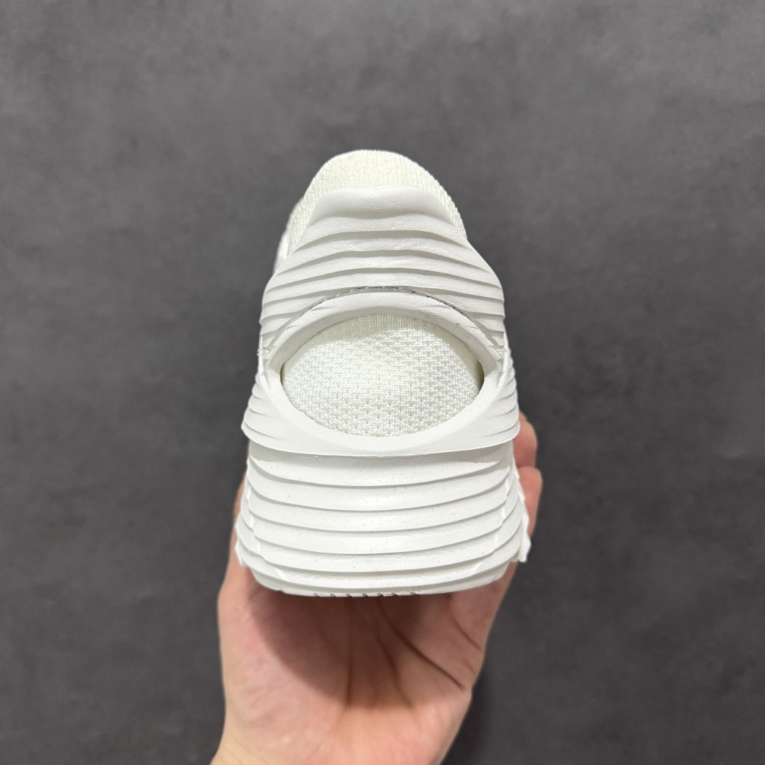 【GX越南版】HOKA ONE ONE Restore TC 一脚蹬徒步舒适缓震运动鞋
继承了