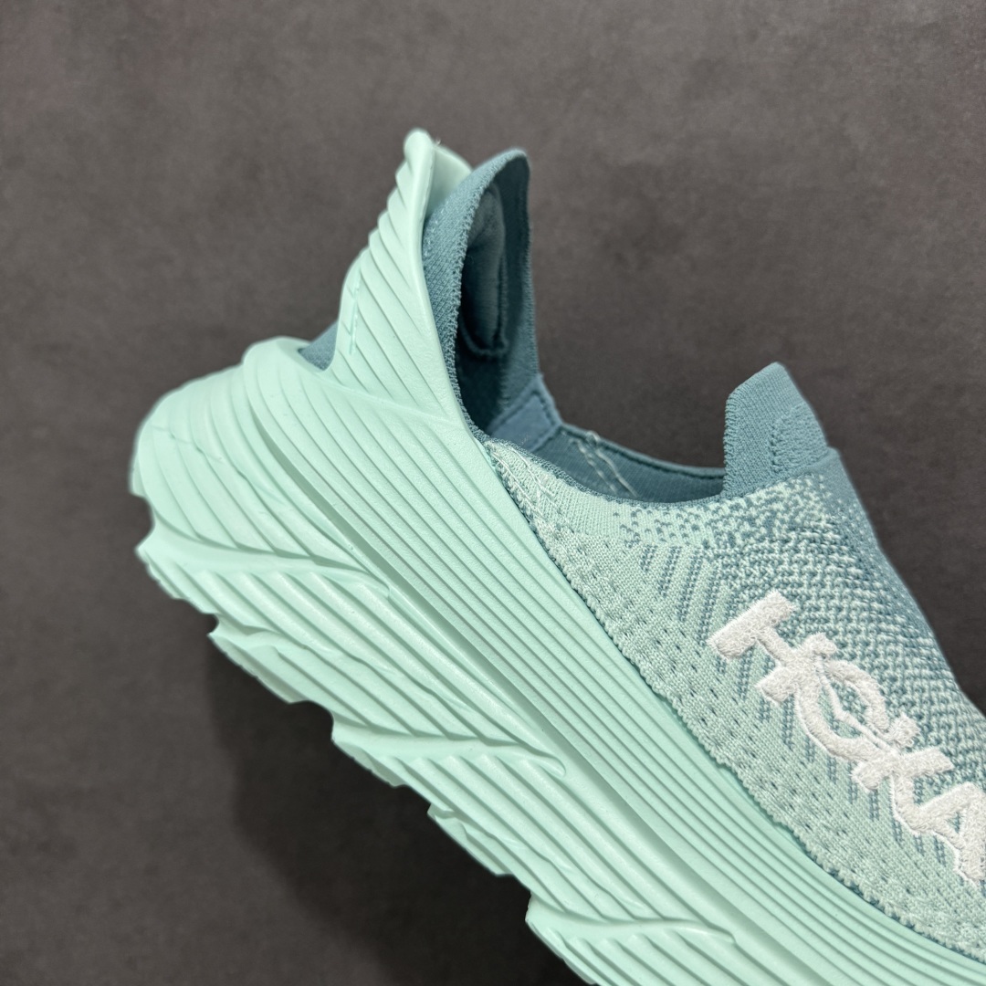 【GX越南版】HOKA ONE ONE Restore TC 一脚蹬徒步舒适缓震运动鞋
继承了